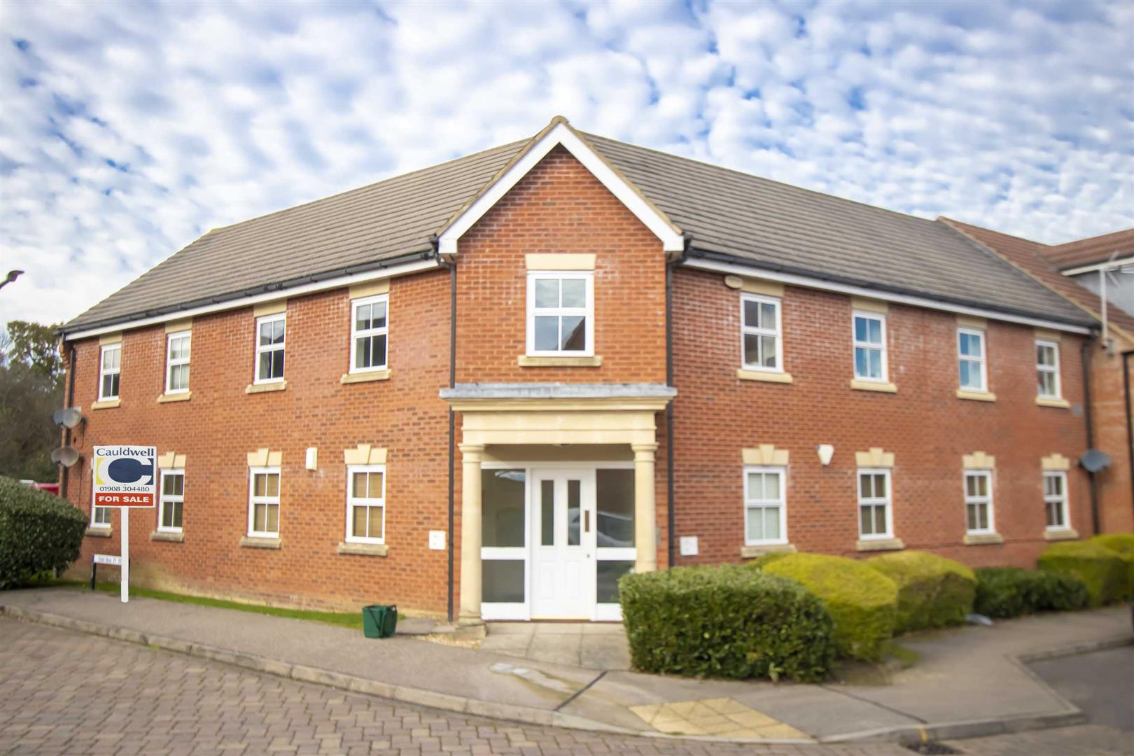 2 bed property in Kendall Place, Milton Keynes
